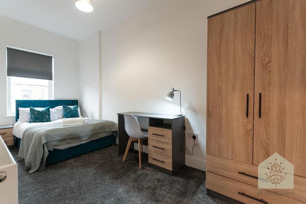 Photo of Bedroom in Leigh