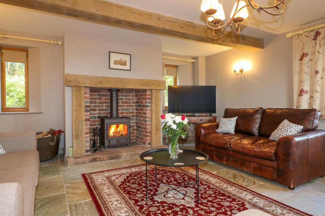 Photo of Others in Crich