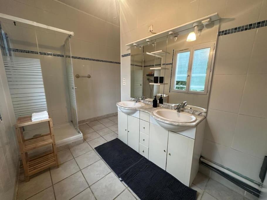 Photo of Bathroom in Marmande