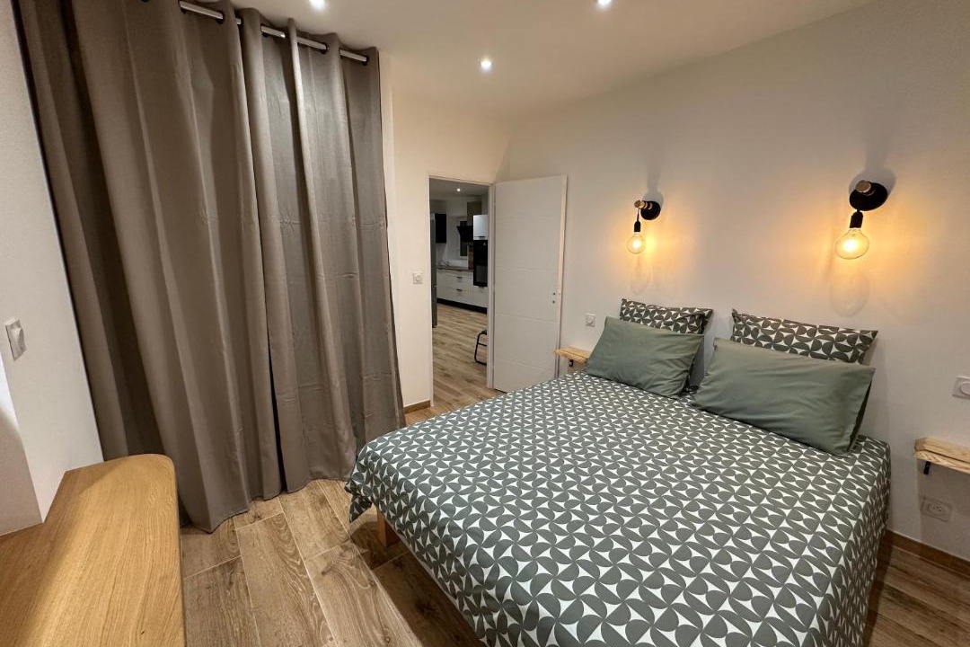 Photo of Bedroom in Aubenas
