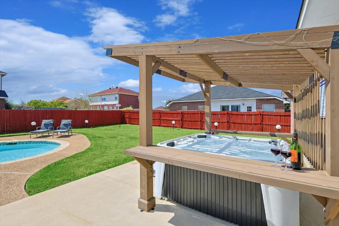 Photo of Patio Balcony in DeSoto