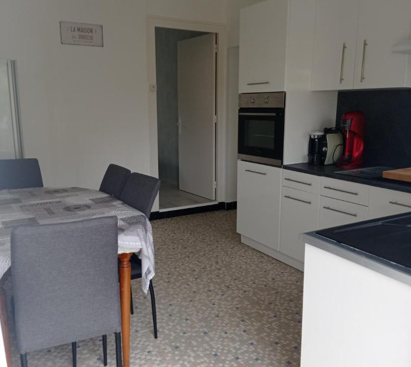 Photo of Kitchen in Nyoiseau