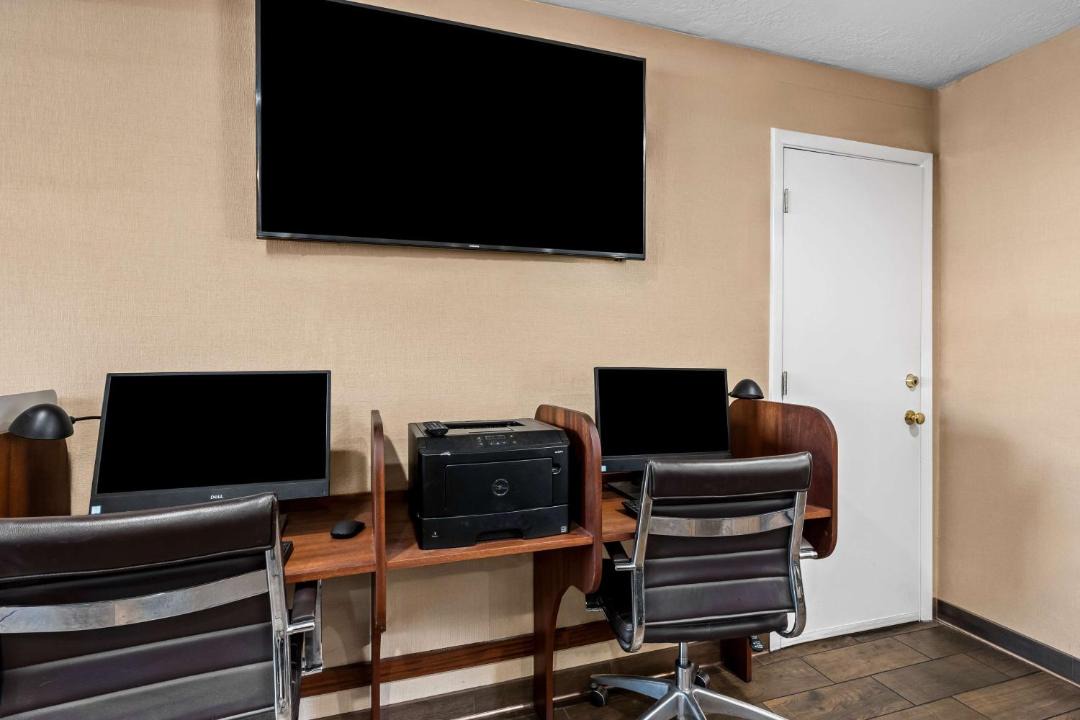 Photo of Others in Davis