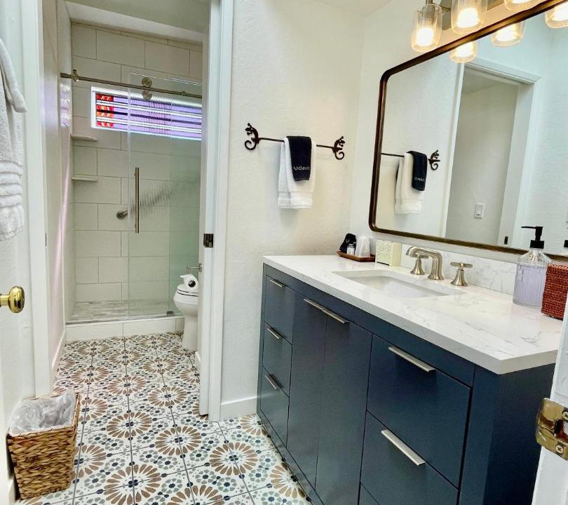 Photo of Bathroom in Sam Hughes