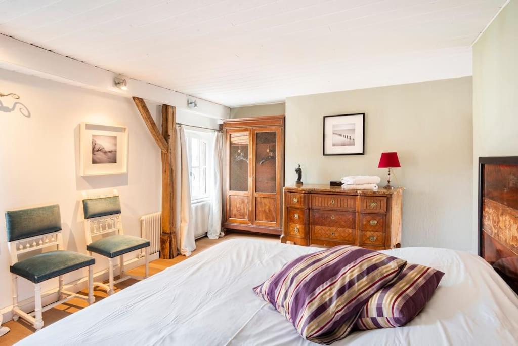 Photo of Bedroom in Miannay