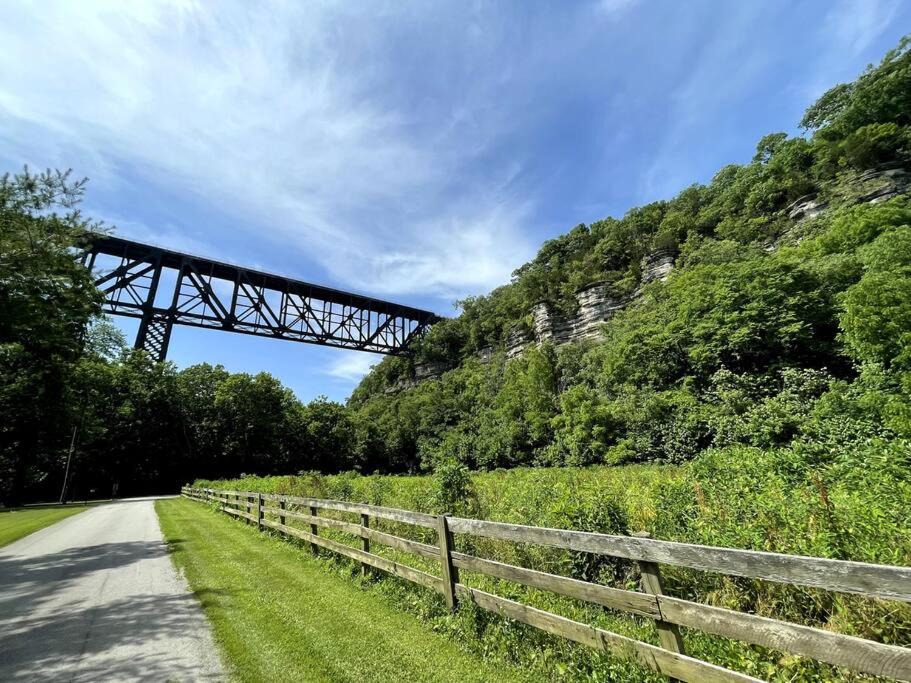 Photo of Others in Keene