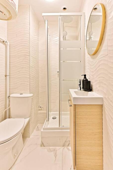 Photo of Bathroom in Asnieres-sur-Seine