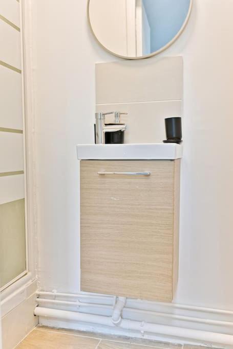 Photo of Bathroom in Asnieres-sur-Seine