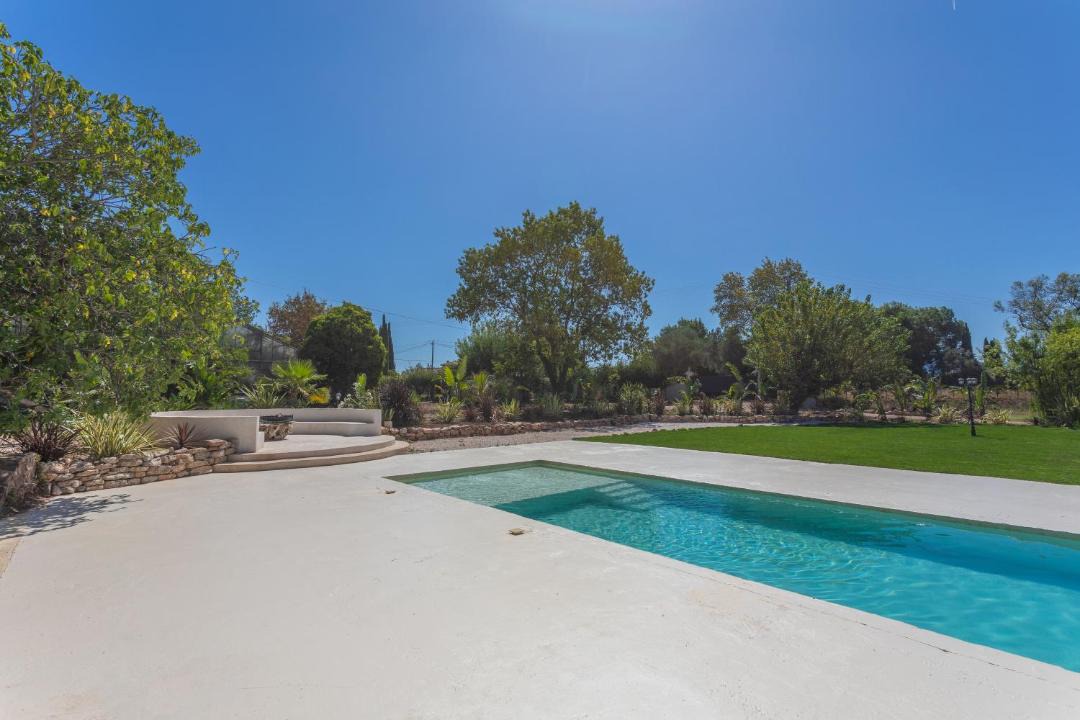 Photo of Others in Le Luc