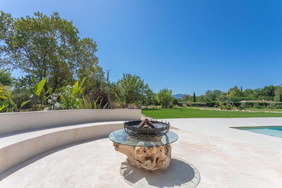 Photo of Others in Le Luc