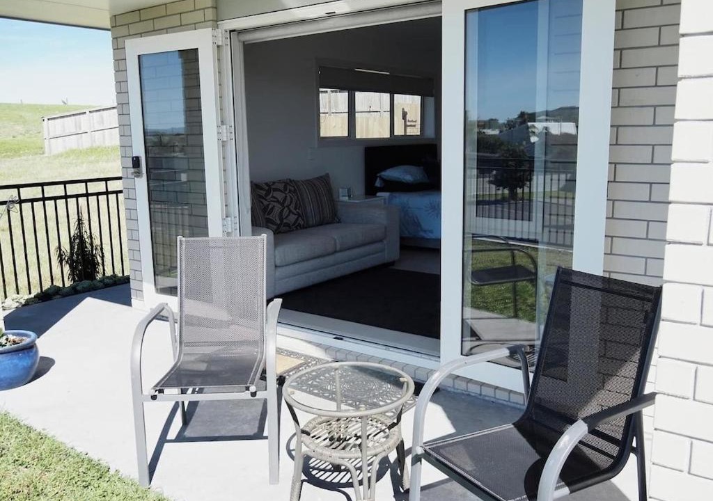 Photo of Patio Balcony in Coastlands