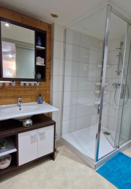 Photo of Bathroom in Saint-Etienne-du-Bois