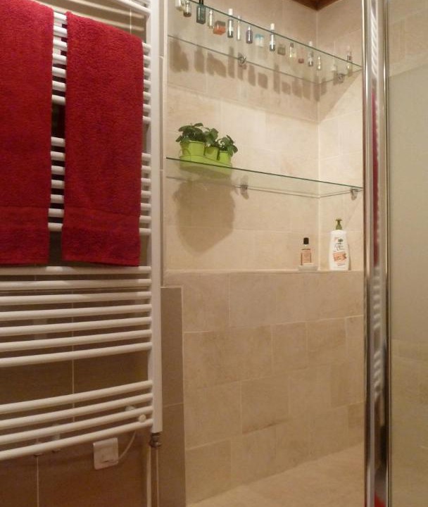 Photo of Bathroom in Bruere-Allichamps