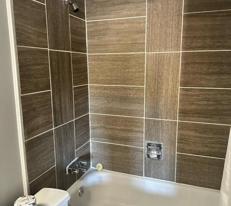 Photo of Bathroom in Schreiber