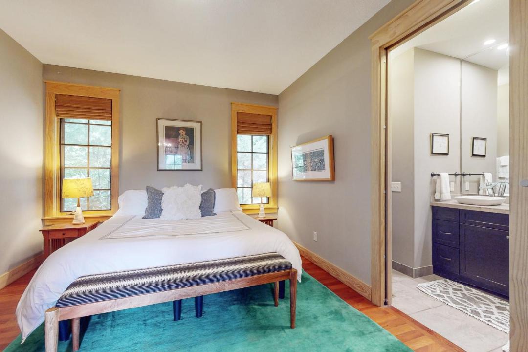 Photo of Bedroom in Skyland
