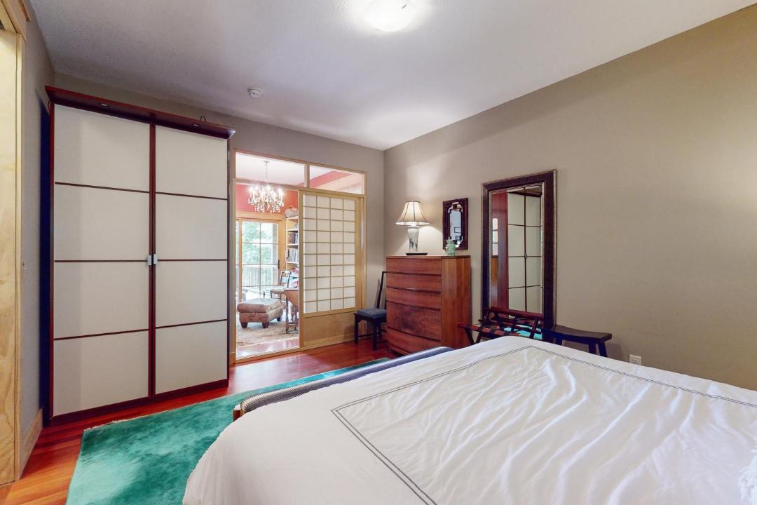Photo of Bedroom in Skyland