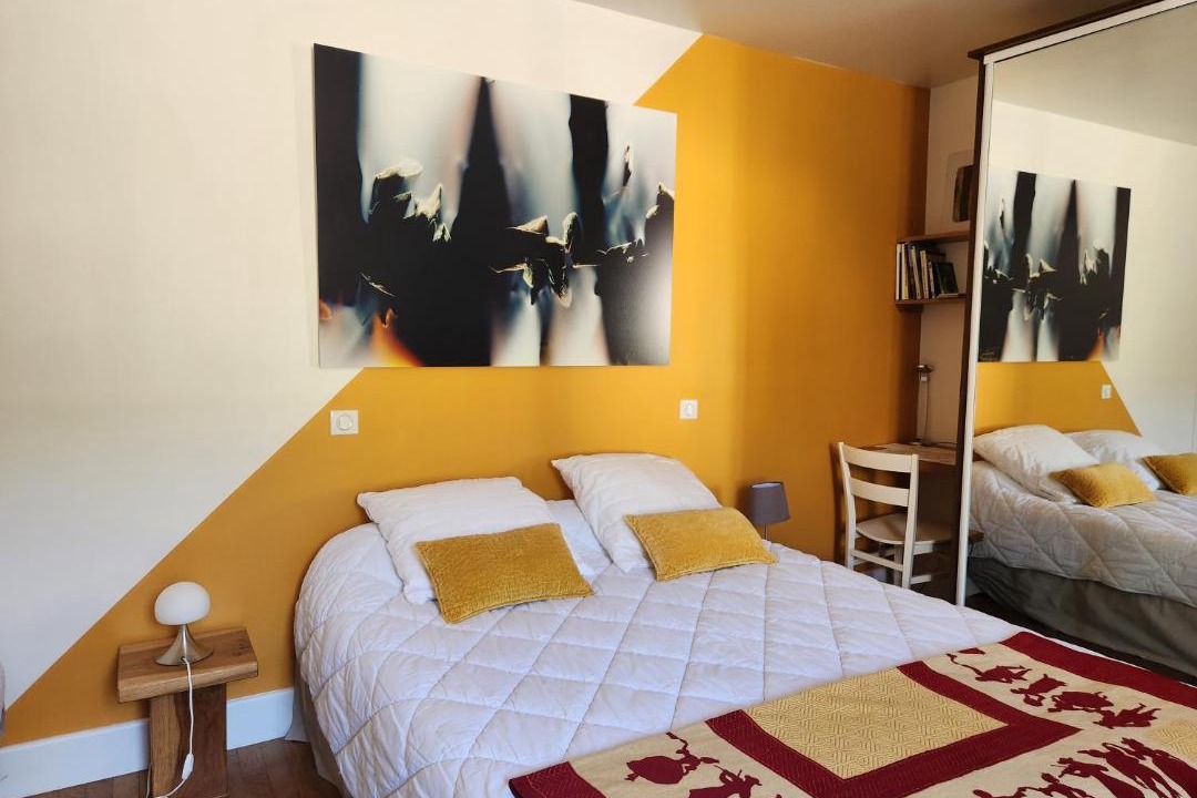 Photo of Bedroom in Bruere-Allichamps