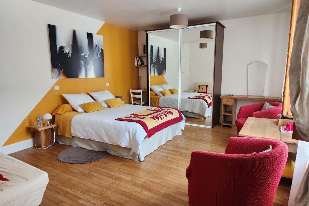 Photo of Bedroom in Bruere-Allichamps