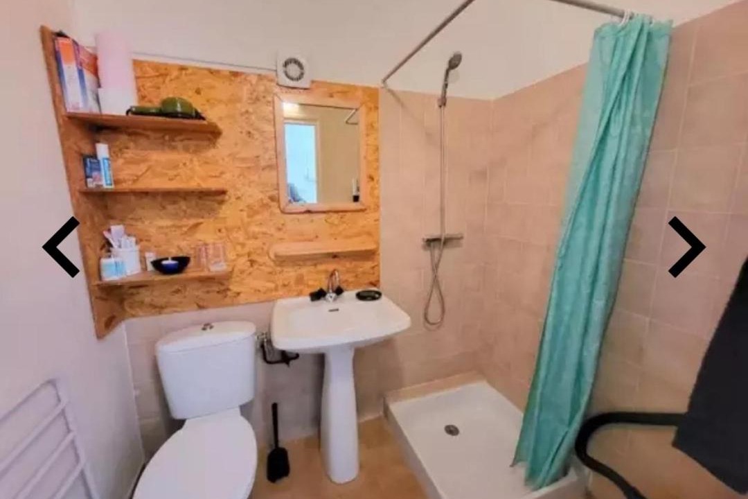 Photo of Bathroom in Les Vans