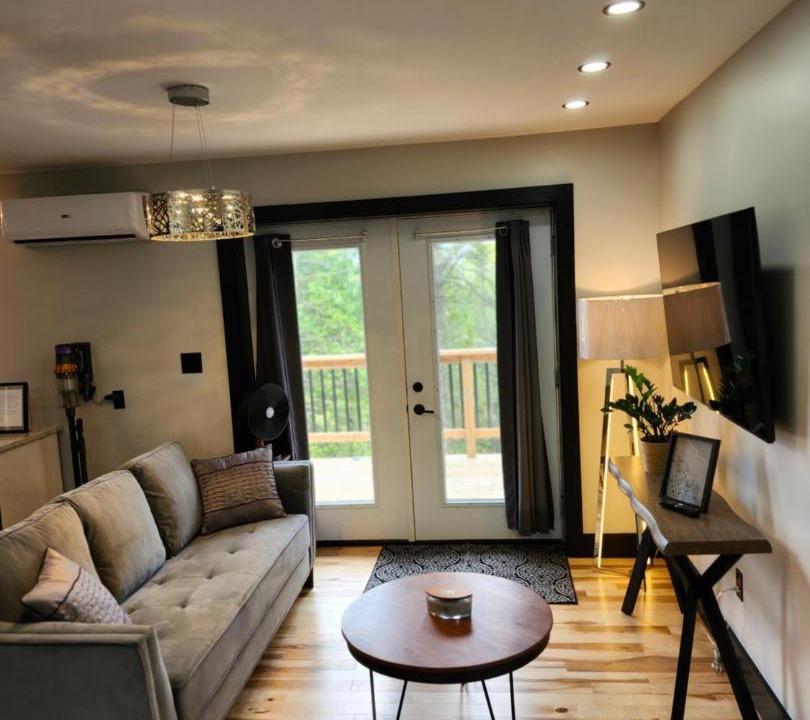 Photo of Livingroom in Manitoulin District