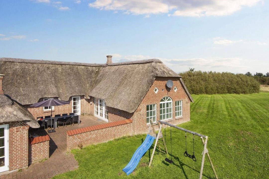 Photo of Others in Øby