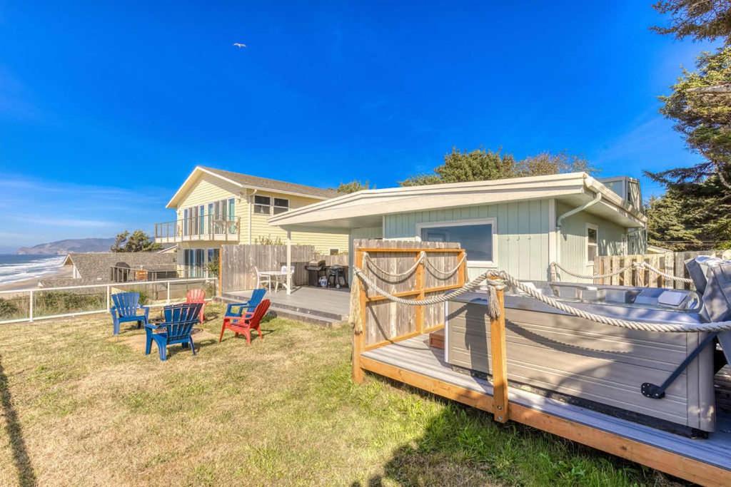 Photo of Others in Lincoln City