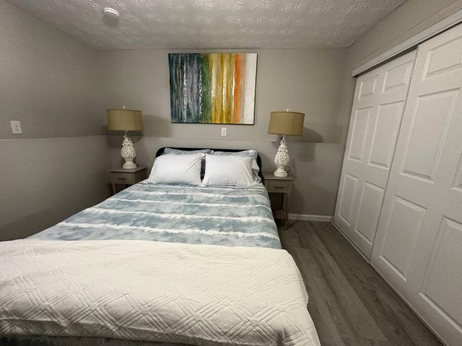 Photo of Bedroom in Englewood