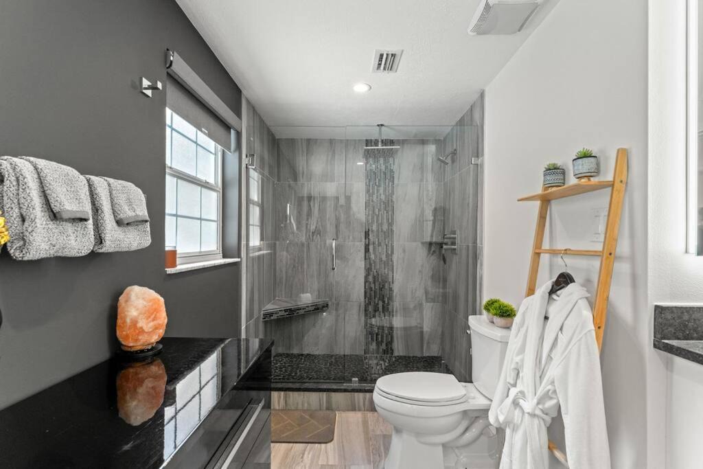 Photo of Bathroom in Lutz