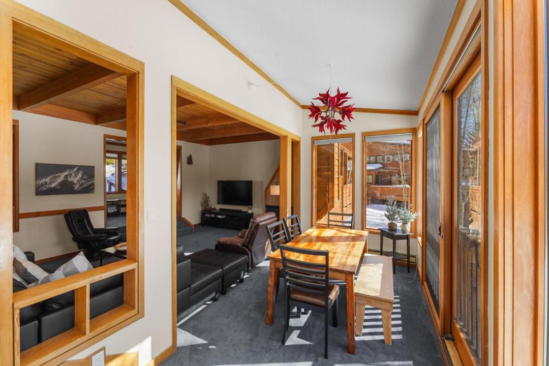 Photo of Others in Keystone