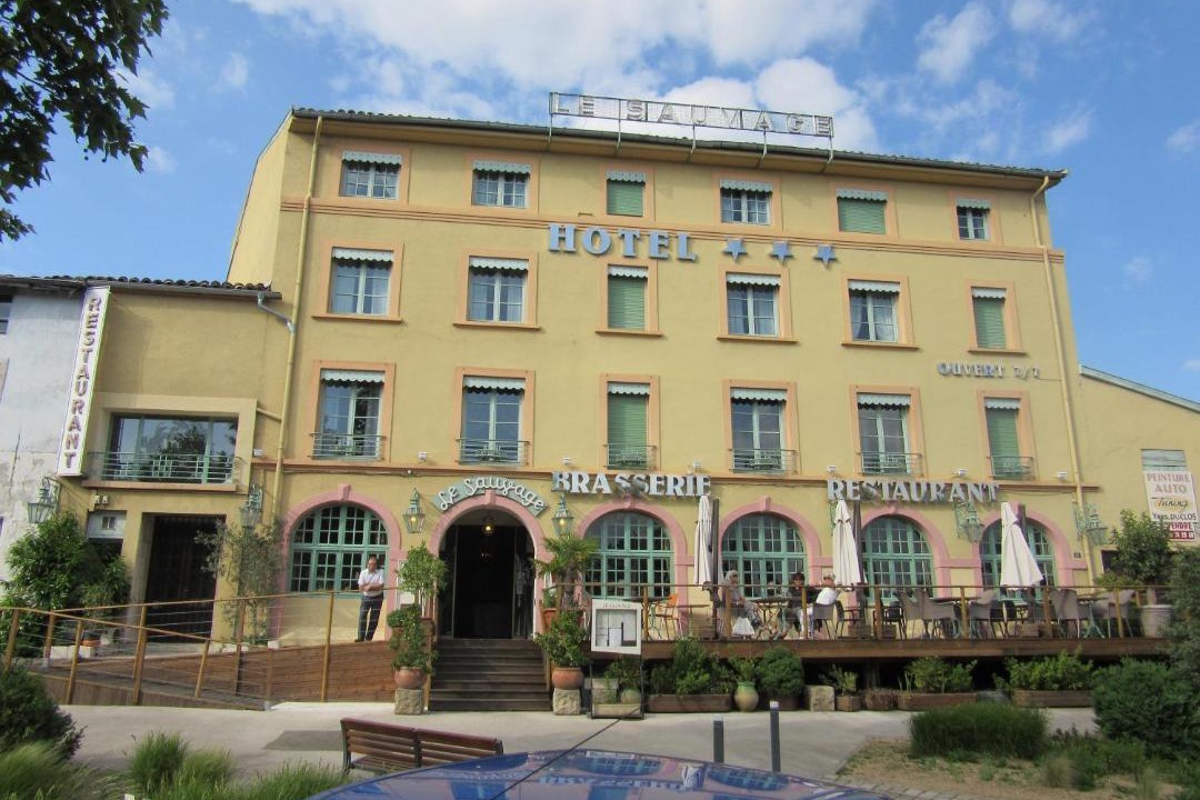 Photo of Others in Tournus