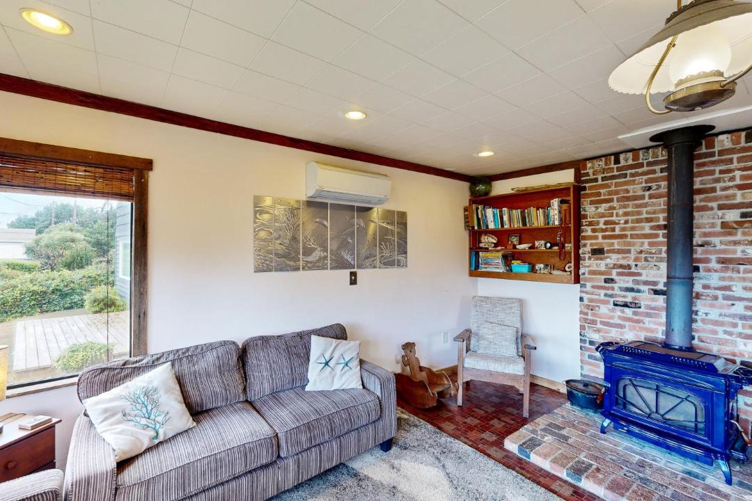 Photo of Others in Lincoln Beach