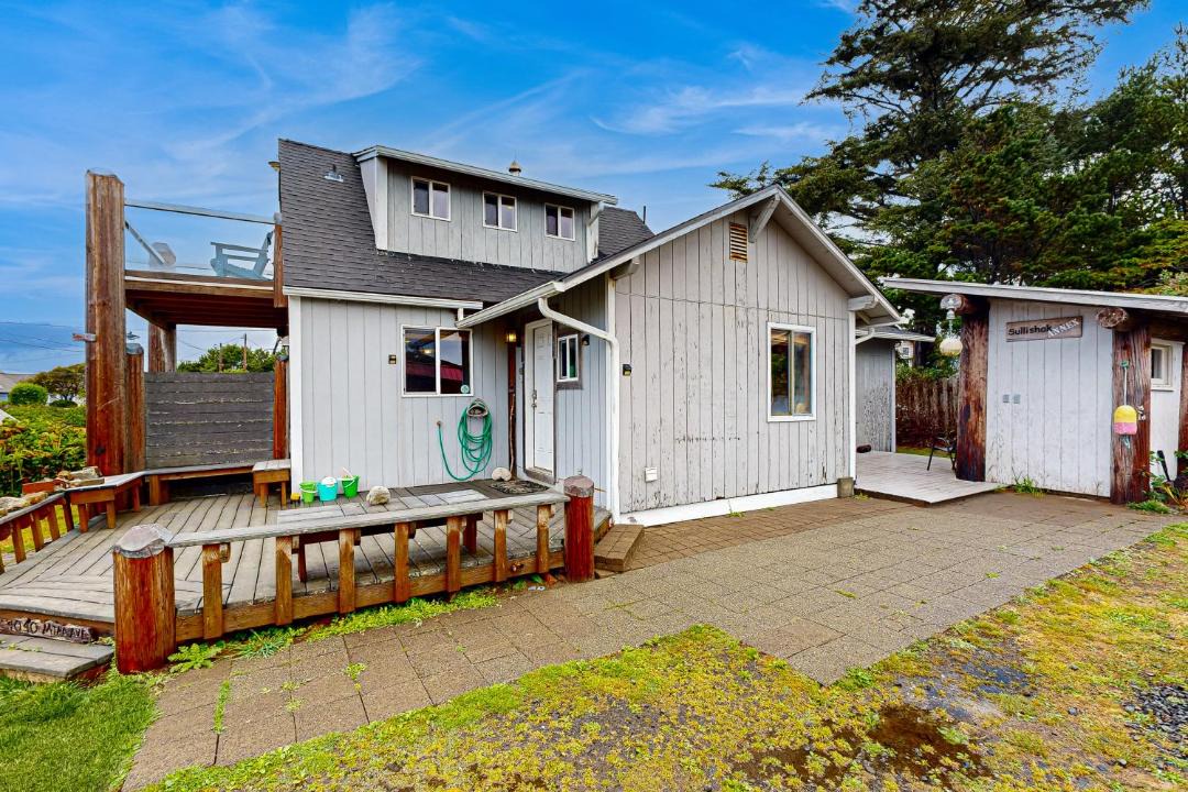 Photo of Others in Lincoln Beach