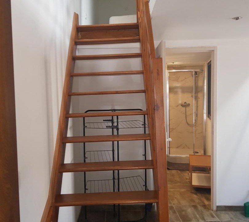 Photo of Others in Tulette