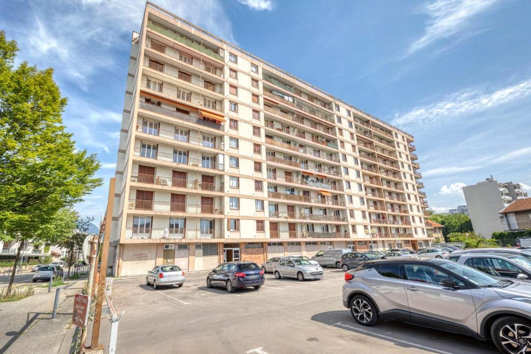 Photo of Others in Secteur 3