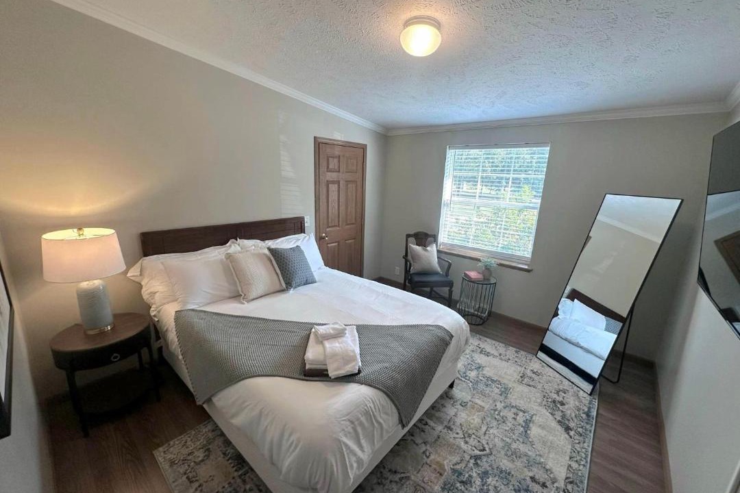 Photo of Bedroom in Plainview