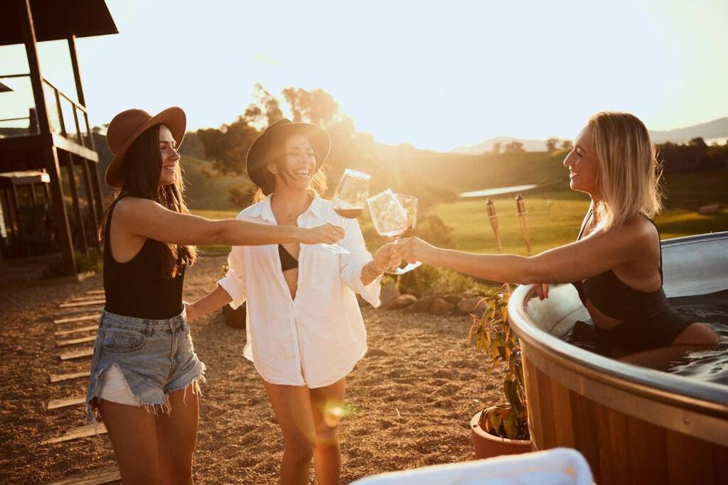 Photo of Others in Huon