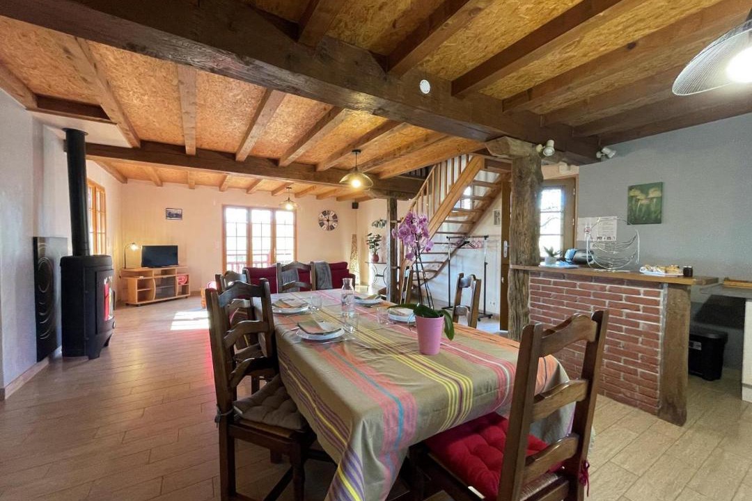 Photo of Others in Osses