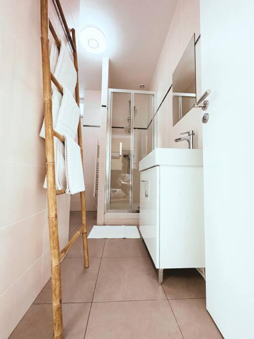 Photo of Bathroom in Chatou
