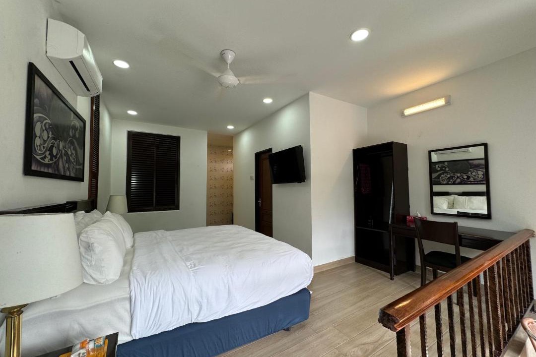 Photo of Bedroom in Kampung Pelimbaian