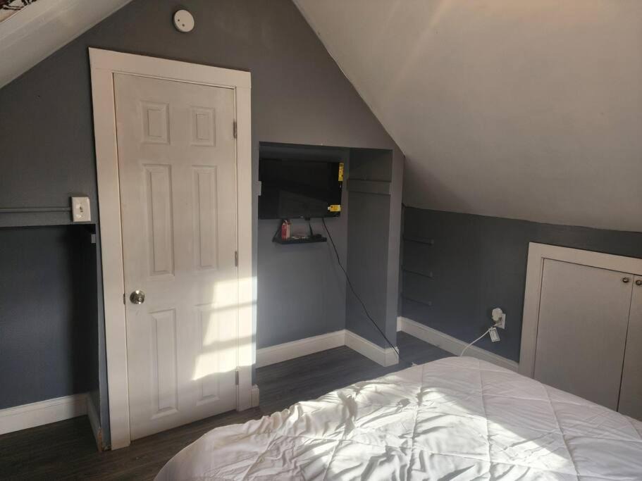 Photo of Bedroom in Blue Hills