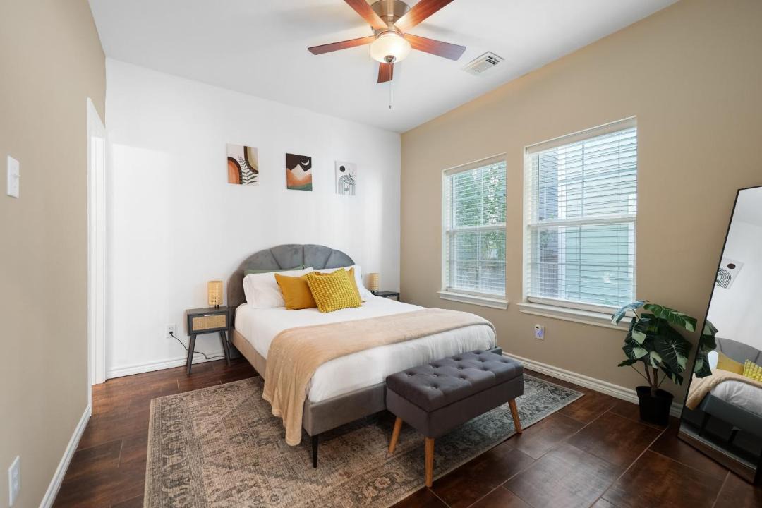 Photo of Bedroom in Shady Acres