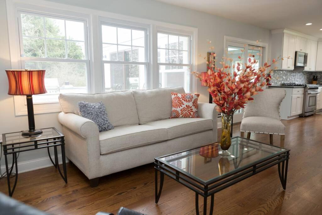 Photo of Livingroom in West Freehold