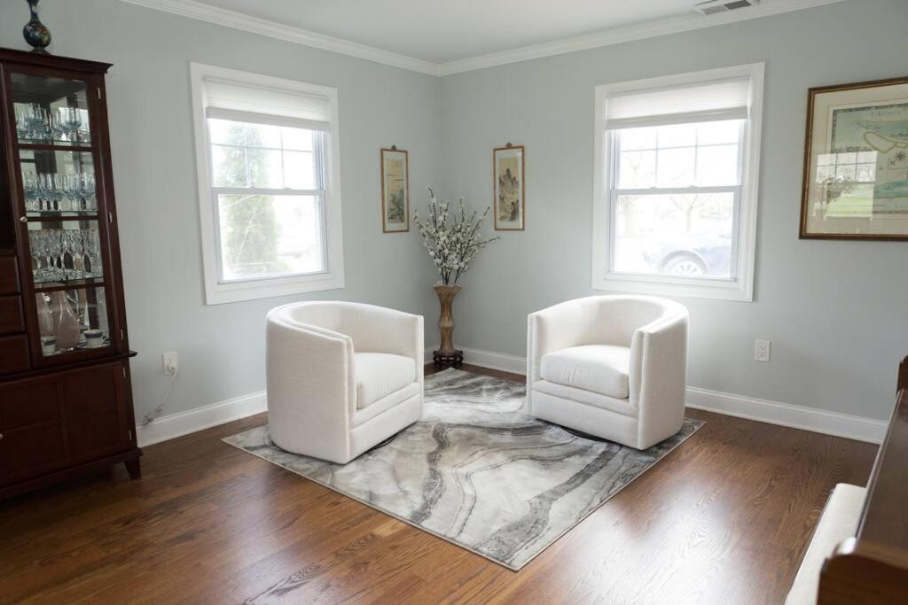 Photo of Others in West Freehold