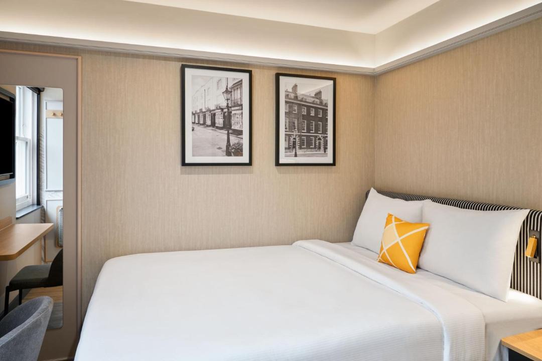 Photo of Bedroom in St. Pancras