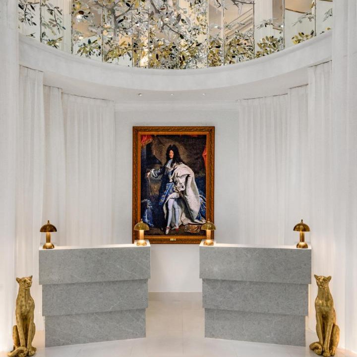 Photo of Livingroom in Central Business District