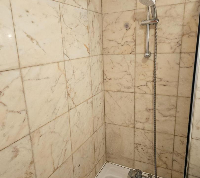 Photo of Bathroom in Vanves