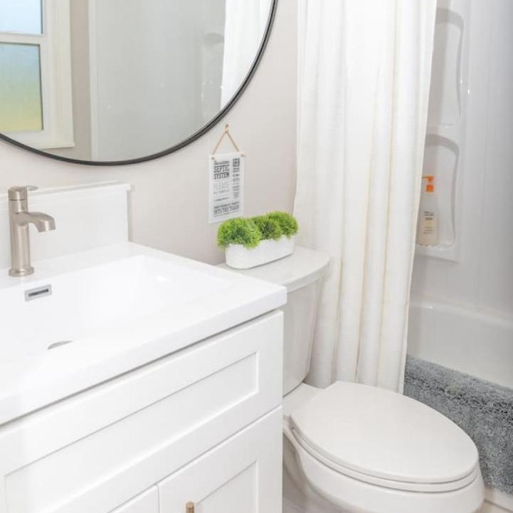 Photo of Bathroom in Grayland