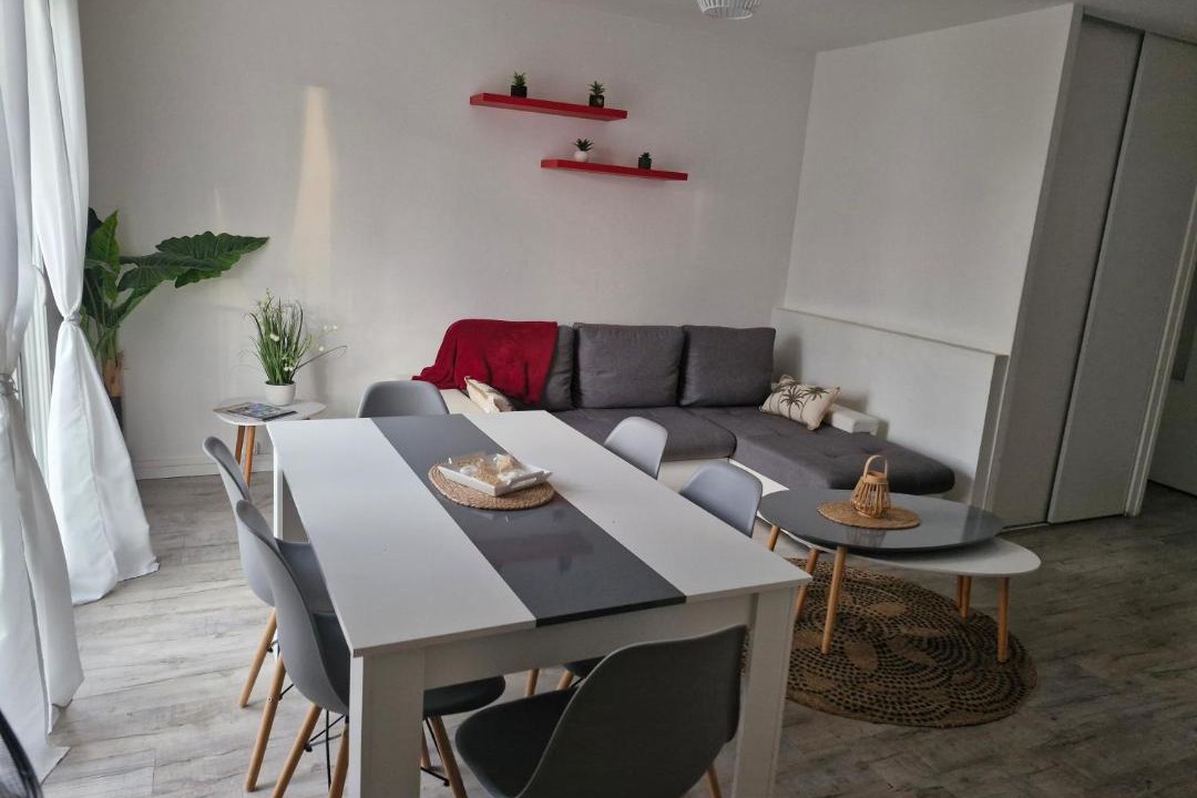 Photo of Others in Moulin a Vent