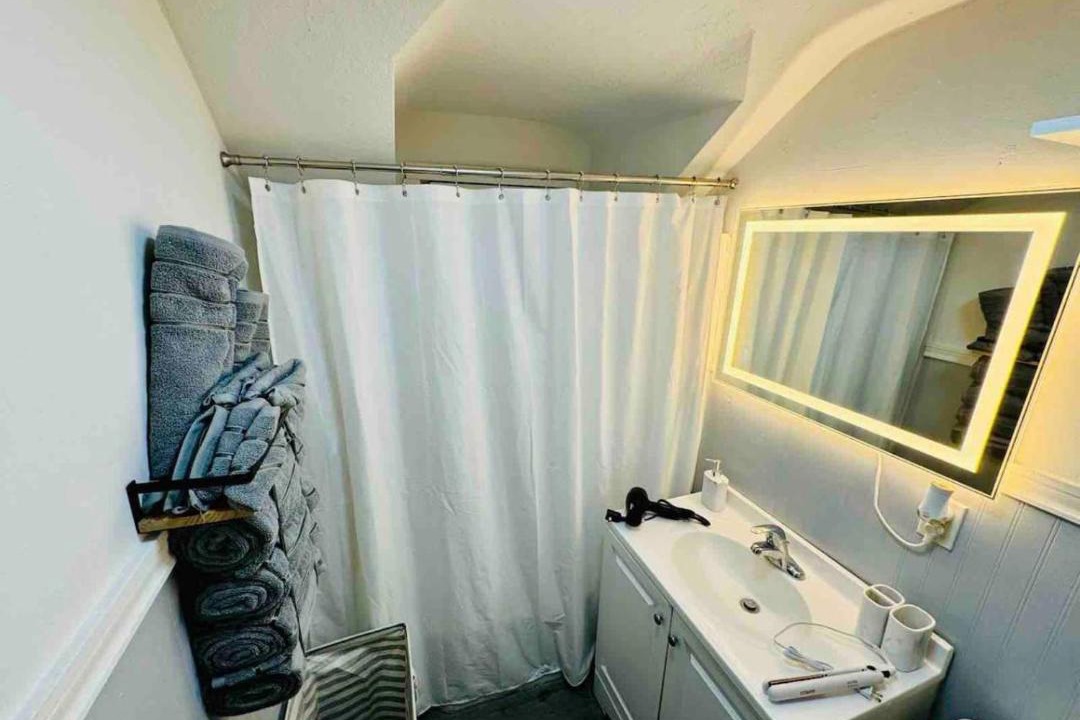 Photo of Bathroom in Kenmore