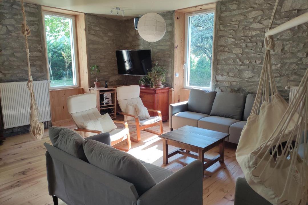 Photo of Livingroom in Cadeac